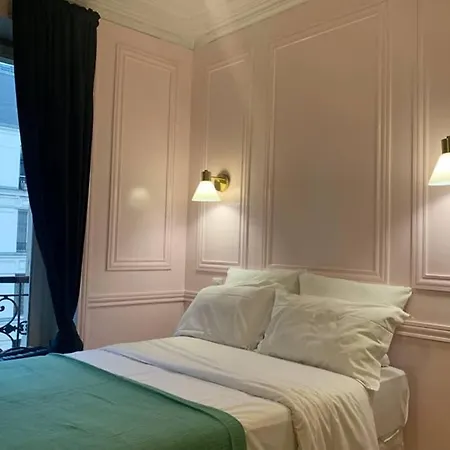 Appartamento Cozy 5 Luxembourg Garden Aldaro