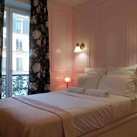 Cozy 5 Luxembourg Garden Aldaro Appartamento *