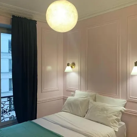 Appartamento Cozy 5 Luxembourg Garden Aldaro *